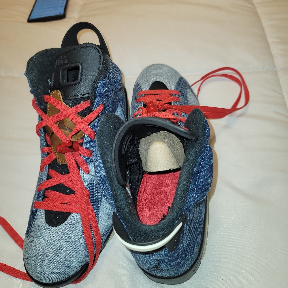 Sneaker
